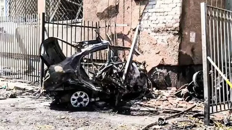 Ukraine tập kích lớn chưa từng có vào vùng lãnh thổ Nga - 1 Ukraine tập kích lớn chưa từng có vào vùng lãnh thổ Nga - 1